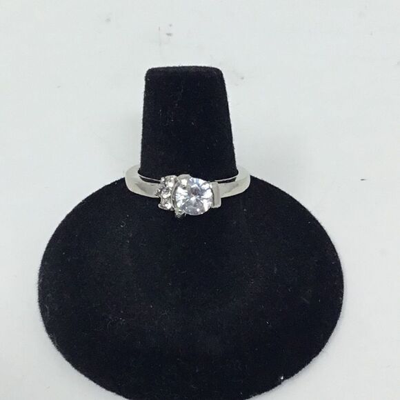 Cubic Zirconia Simple Setting Fashion Ring (H15) - Picture 3 of 5